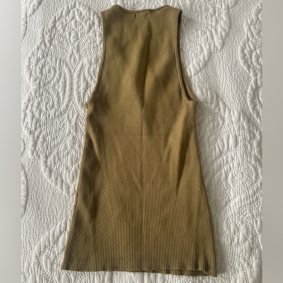 Olive Ribbed Tank Top - Picture 3 of 4